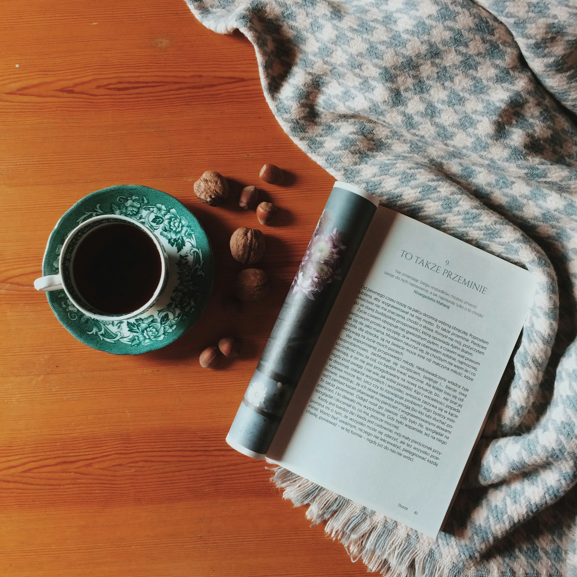A gathering of readers